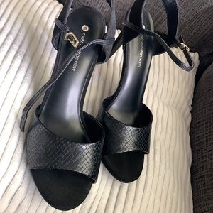 NWOT BLACK PUMPS